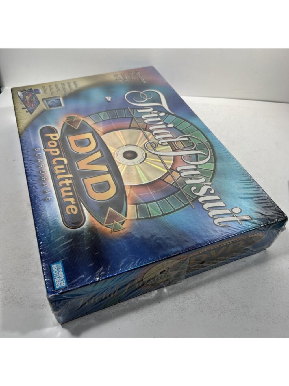 Trivial Pursuit Pop Culture Edition (DVD Board Game+ Interactive Q & A) NEW - Picture 3 of 4